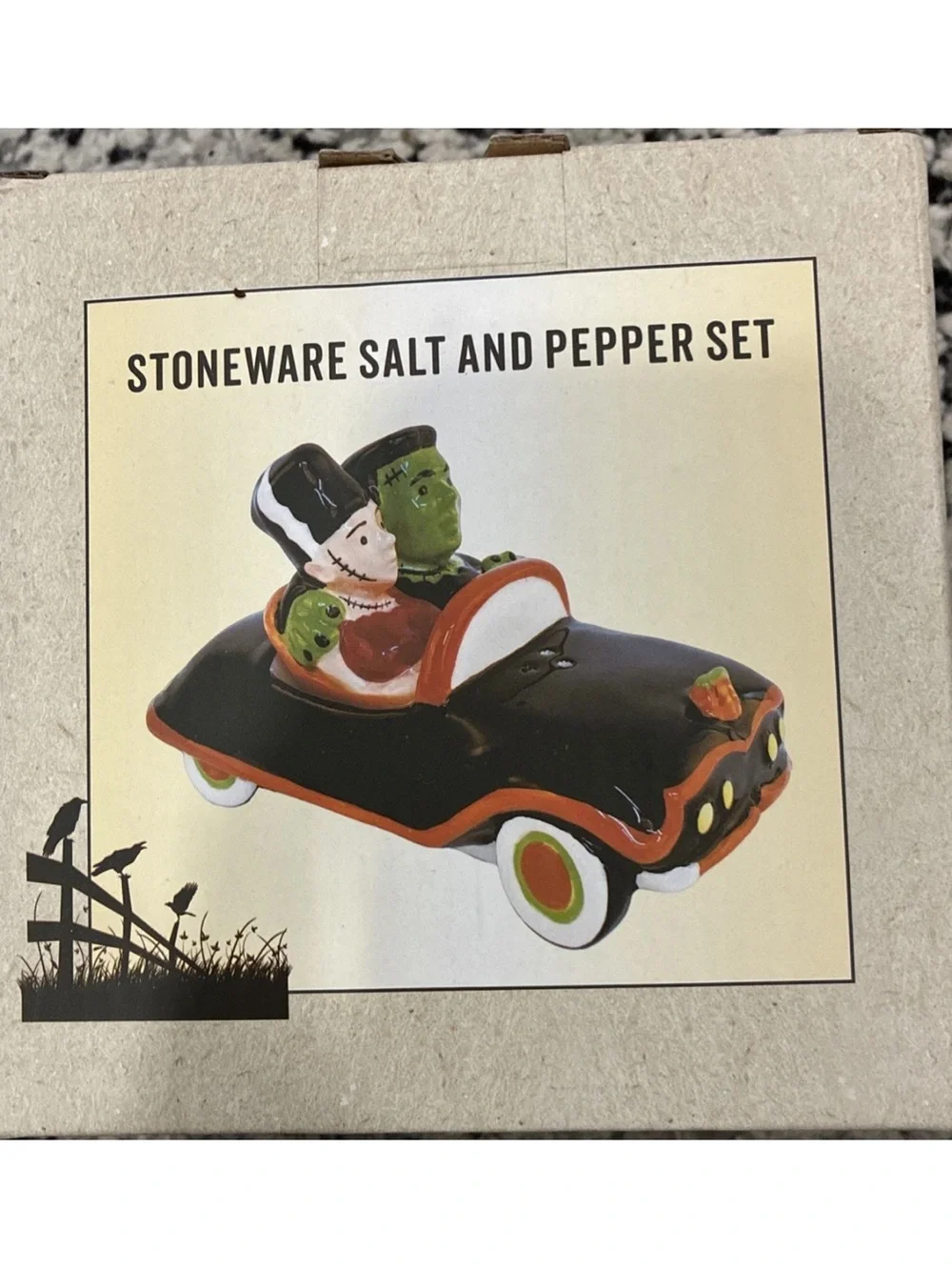 Frankenstein & Bride Stoneware Salt and Pepper Set - Black & Green